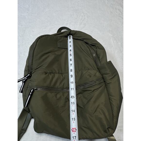 Bluzen Parachute Nylon Soft Backpack Olive Large Zipper Pockets - Picture 6 of 7